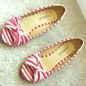 Shoedazzel Peep-toe shoe Red-White stripes 6
